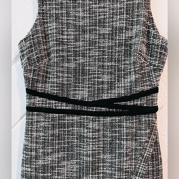 NWOT! Tommy Hilfiger Black & White Dress, Faux Wrap and Sleeveless - Picture 3 of 6